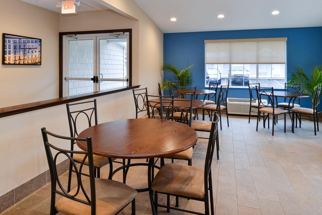Americas Best Value Inn & Suites St Clairsville Wheeling St. Clairsville Konforlar fotoğraf