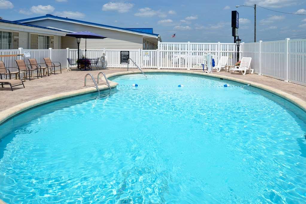 Americas Best Value Inn & Suites St Clairsville Wheeling St. Clairsville Konforlar fotoğraf