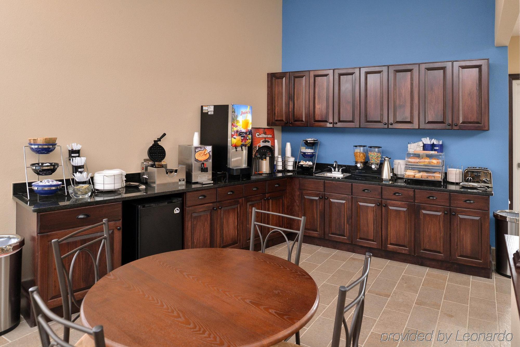Americas Best Value Inn & Suites St Clairsville Wheeling St. Clairsville Dış mekan fotoğraf