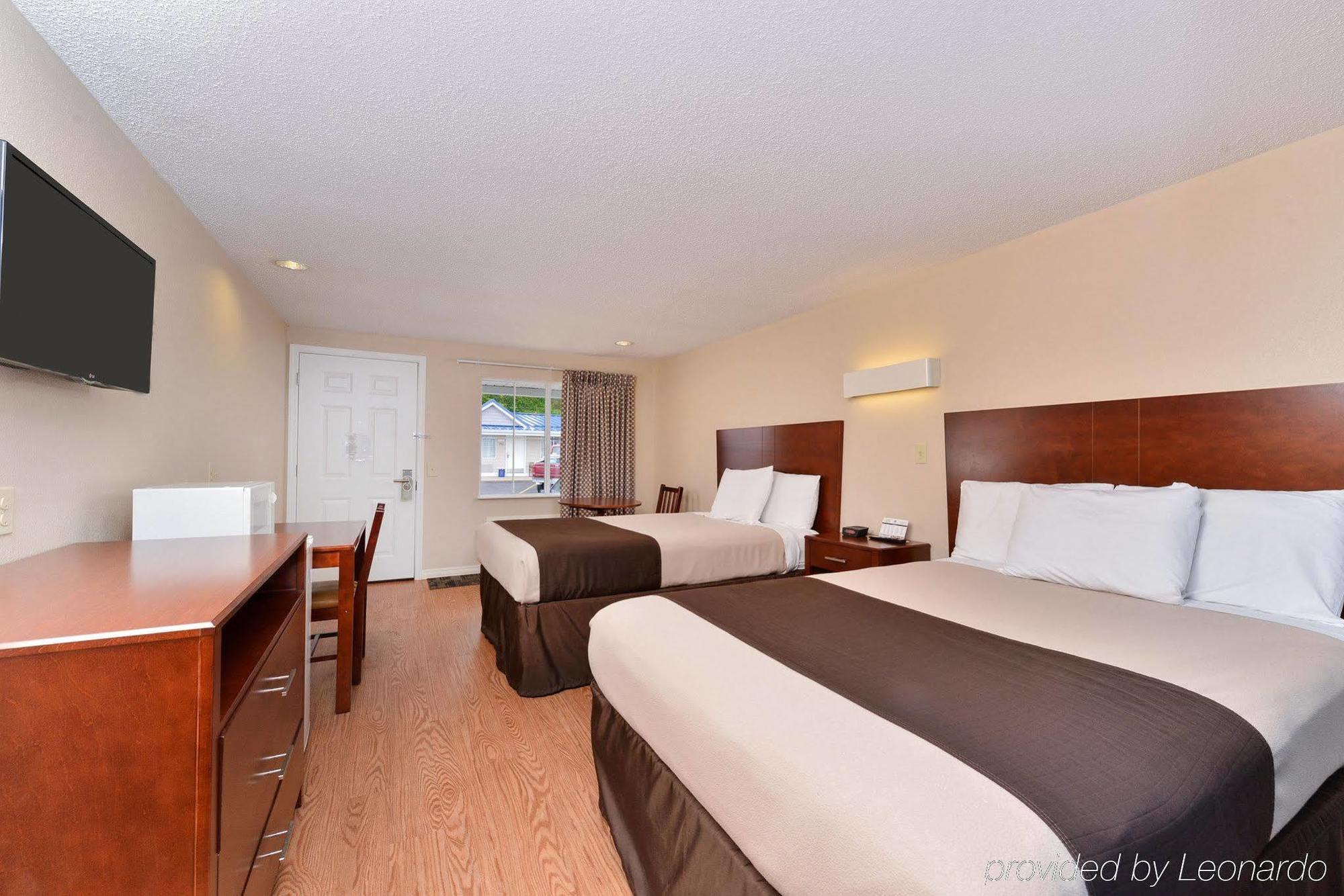 Americas Best Value Inn & Suites St Clairsville Wheeling St. Clairsville Dış mekan fotoğraf