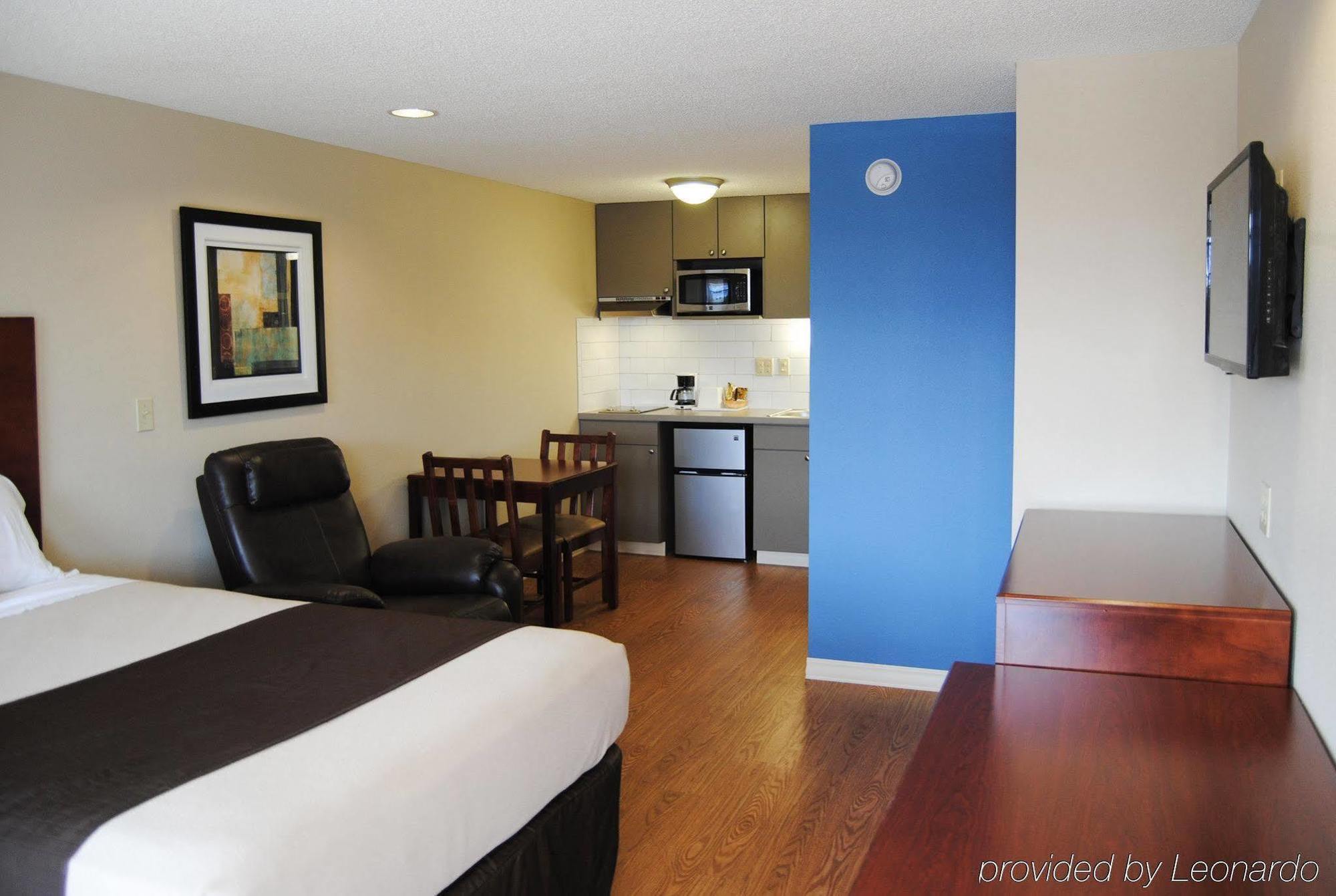 Americas Best Value Inn & Suites St Clairsville Wheeling St. Clairsville Dış mekan fotoğraf