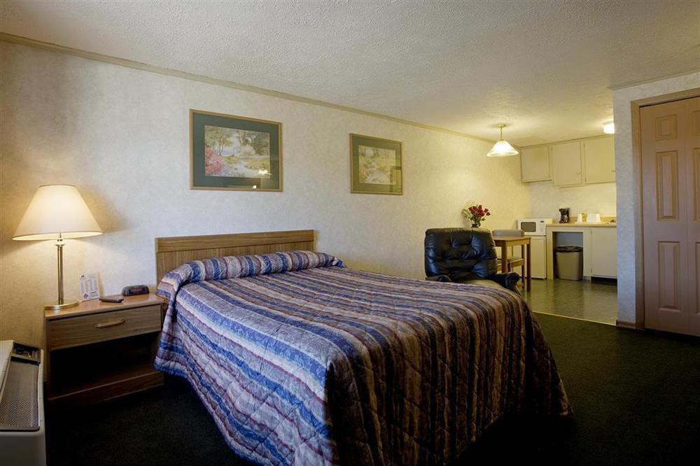 Americas Best Value Inn & Suites St Clairsville Wheeling St. Clairsville Oda fotoğraf